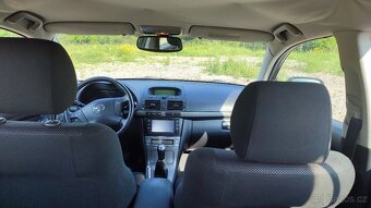 Toyota Avensis 1.8 benzin, r.v. 2004 - 7