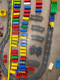 LEGO DUPLO – vlak, koleje, výhybky, kostky, farma, zvířata - 7