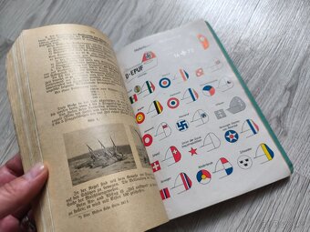 2 X PŘÍRUČKA REIBERT,WEHRMACHT A FLAK - 7