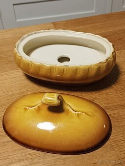 RUČNĚ VYROBENÁ MÝDLENKA SARREGUEMINES FRANCIE 1900 -1920 - 7