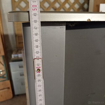 Prodám televizní stolek  - SONY  model - 7