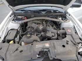 MUSTANG Kabriolet 3.7 benzin rv 2013 PŘÍLEŽITOST - 7