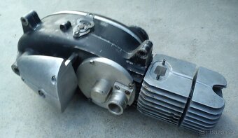 starý závodní motor jawa čz kývačka pérák 476 soutěžní scott - 7