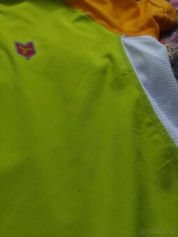 Set letního chlapeckého oblečení 122/128 - 7