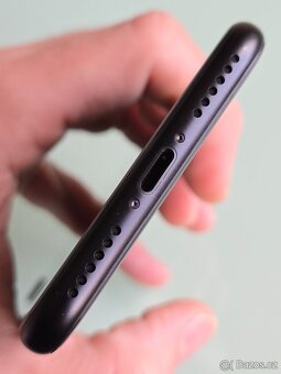 iPhone SE 2020, 80%🔋 - 7