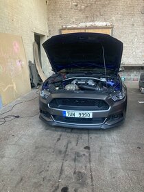 Ford Mustang GT 5.0 Convertible - 7