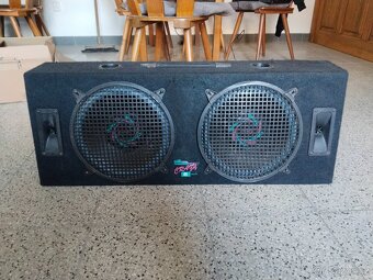 Becker zesilovač+subwoofer+ rádio - 7