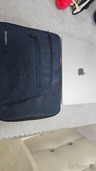 Macbook air 13" m3 - 7