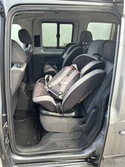 VW Caddy 1.6 tdi DSG - 7