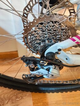 Specialized Jett 29" (dámské horské kolo) na 155-178 cm - 7