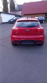 Kia Rio 1.4 CRDI - 7