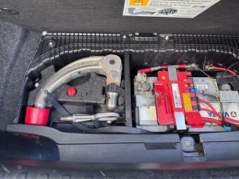 BMW 1 E87 118d 105 kW, r.v. 2010 - 7