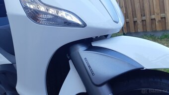 Piaggio Beverly 350 Sport Touring (2018) - ABS/ASR - 7