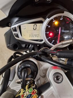 Triumph Street triple 675 - 7