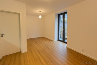 Byt 2kk o velikosti 39m2 - 7