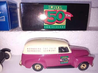 Kovove modely Atlas a ine - 7