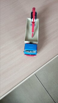 Hračky - autíčka - 7