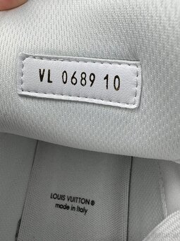 Louis Vuitton Trainer - 7