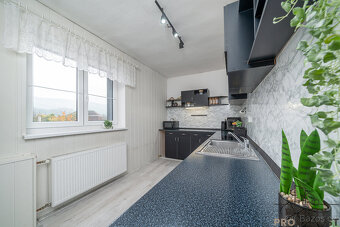 Prodej RD se zahradou, po rekonstrukci, 170 m2, pozemek  511 - 7
