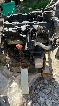motor CFF 2,0 TDi 103 KW, vadny - 7