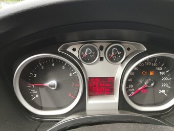 Ford Focus 1.6. 74 kW/LPG - 7