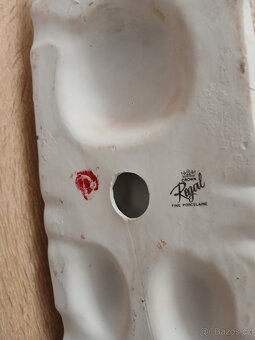 Porcelánový kočár trojspřeží signovaný 36 cm. - 7
