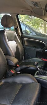 Ford Mondeo 3.0 V6 Titanium ST kola kůže - 7