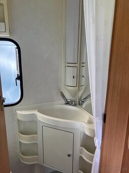 Karavan Adria Altea 542, ČR, nová STK, 6 míst - 7