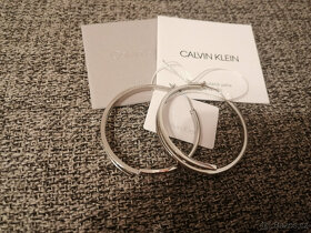 Calvin Klein ocelový náramek a ocelové náušnice kruhy Beyond - 7