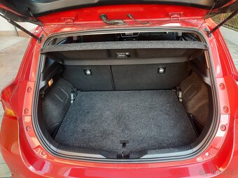 Toyota auris 1,6i 96kw r.v 2014 naj 70t automat - 7