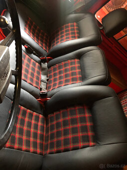 Land Rover Defender 90 - 7