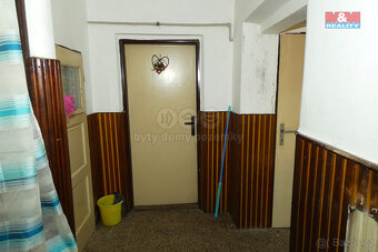 Prodej 1/2 rodinného domu, 120 m², Křenice, ul. K Návsi - 7