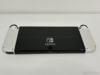 Prodávám Nintendo Switch (OLED model) - 7