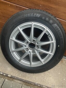 Alu kola 16” zimni pneu Michelin Alpin 5 205/60/R16 4KS - 7