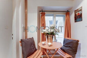 Útulný byt 1+1 s kouzlem staré Prahy – Malostranské náměstí - 7