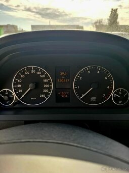 Mercedes-Benz A160 1.5i 70kw facelift - 7