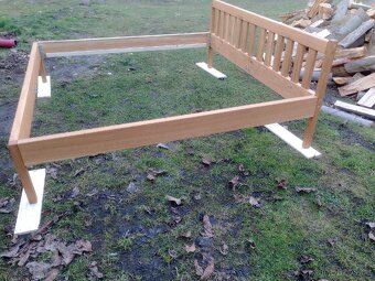 Manželská dubová postel - 7