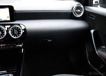 Mercedes-Benz Třídy A 180 ZÁRUKA LED NAV VIRTUAL 1M - 7