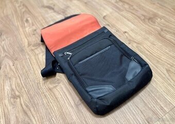 PÁNSKÁ CROSSBODY TAŠKA EVERKI VENUE XL SLEVA 60% - 7