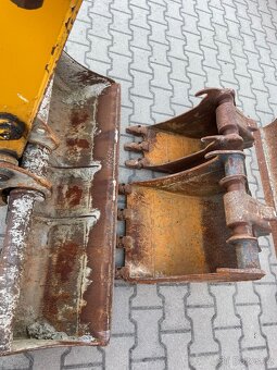 BAGR YANMAR VIO 20-4 - 7