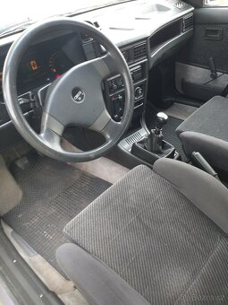 Opel Kadett GSI Bertone - 7