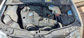 VW Passat 1,9 TDI 96 kW r.v.2003 - 7