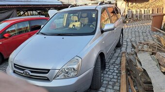 Kia Carnival - 7