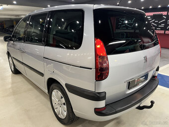 Peugeot 807, 2.2HDI 94kW, VELKÝ SERVIS, MÁLO KM - 7