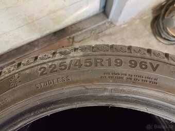 Zimní pneu TRIANGLE SNOWLINK 225/45/19 - 7