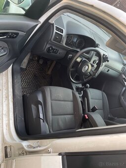 VW Touran,na náhradní díly - 7