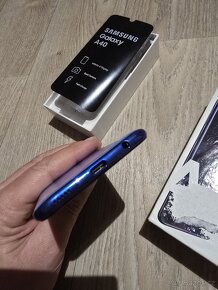 Samsung Galaxy A40 - 7