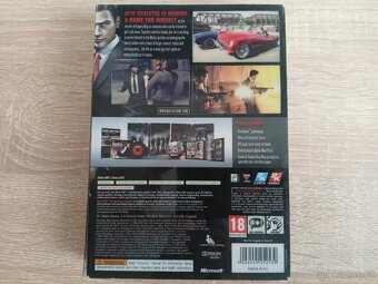 XBox 360 hra Mafia II Steel book + art book + mapa - 7