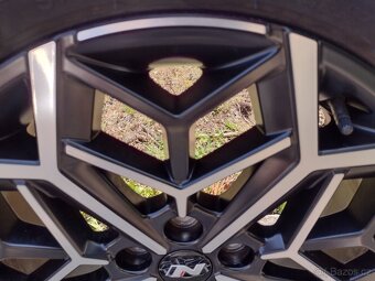 Originál ALU kola Hyundai Tucson R19 + letní pneu - 7