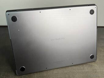 MacBook Pro 16'' 2021 / M1 Pro / 16GB / 512GB SSD - DPH - 7